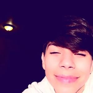 Meet your Posher, Julian